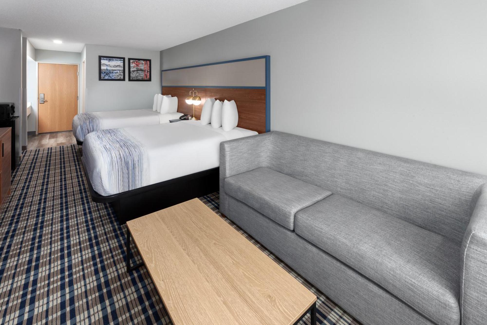Americinn By Wyndham Eagle River Downtown Exterior photo